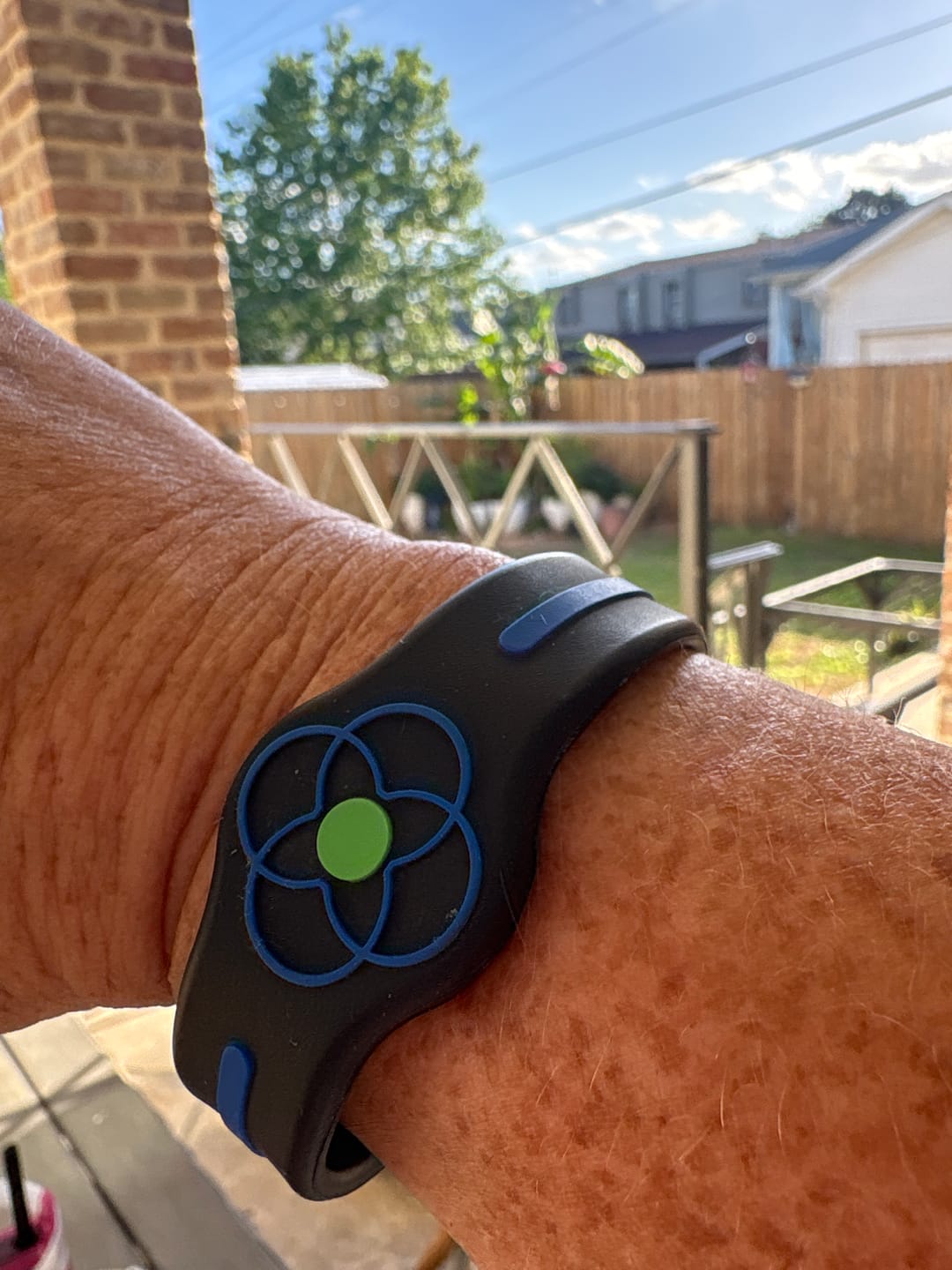 Customer photo review of Energy Balance Band - Elevate Your Energy and Focus with the Ultimate Wellness Band