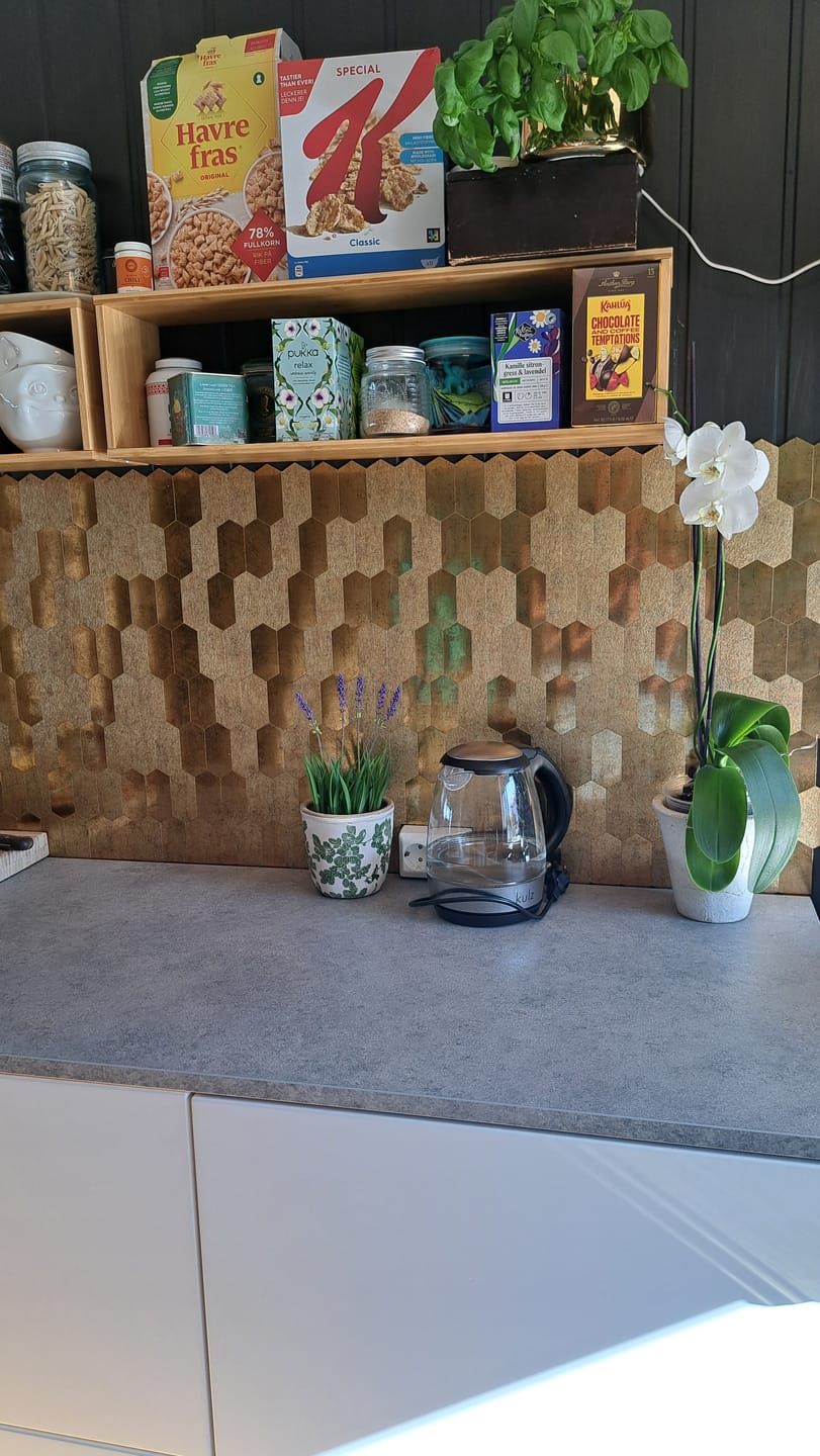 Customer photo review of Ember vegghylle bambus natur 70 x 15 x 19,5 cm