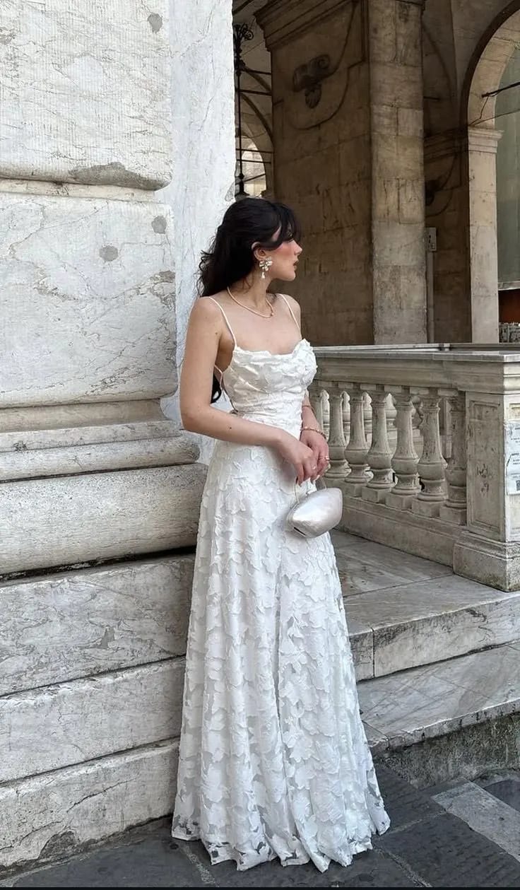 Customer photo review of Brielle Sleeveless Floral Maxi Dress