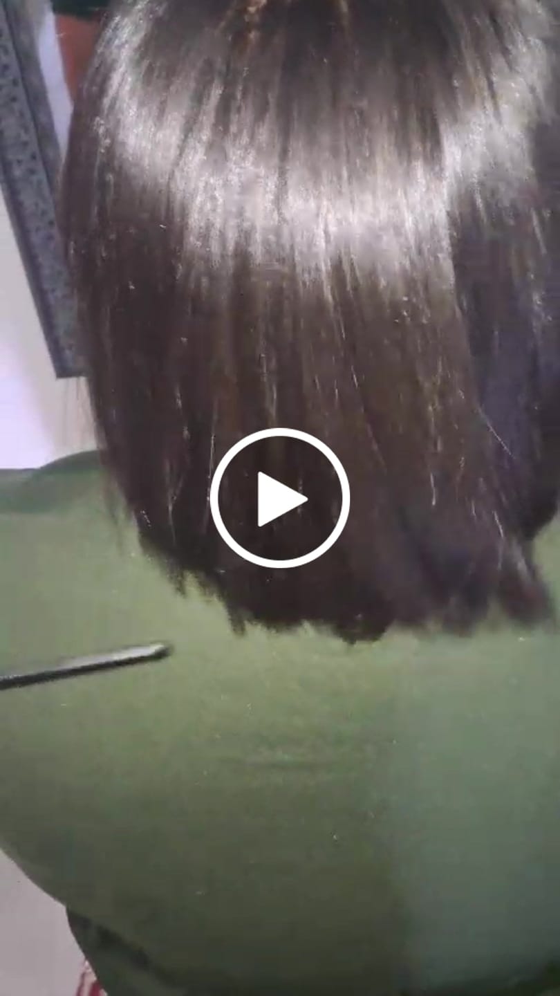 Customer video review of Silver Bullet Lightning 25mm Titanium Straightener 230°C MCH Fast Heat