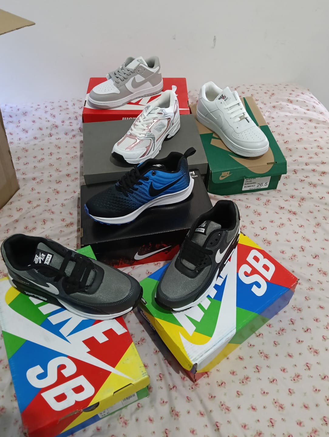Customer photo review of Tenis 270 Blanco Total