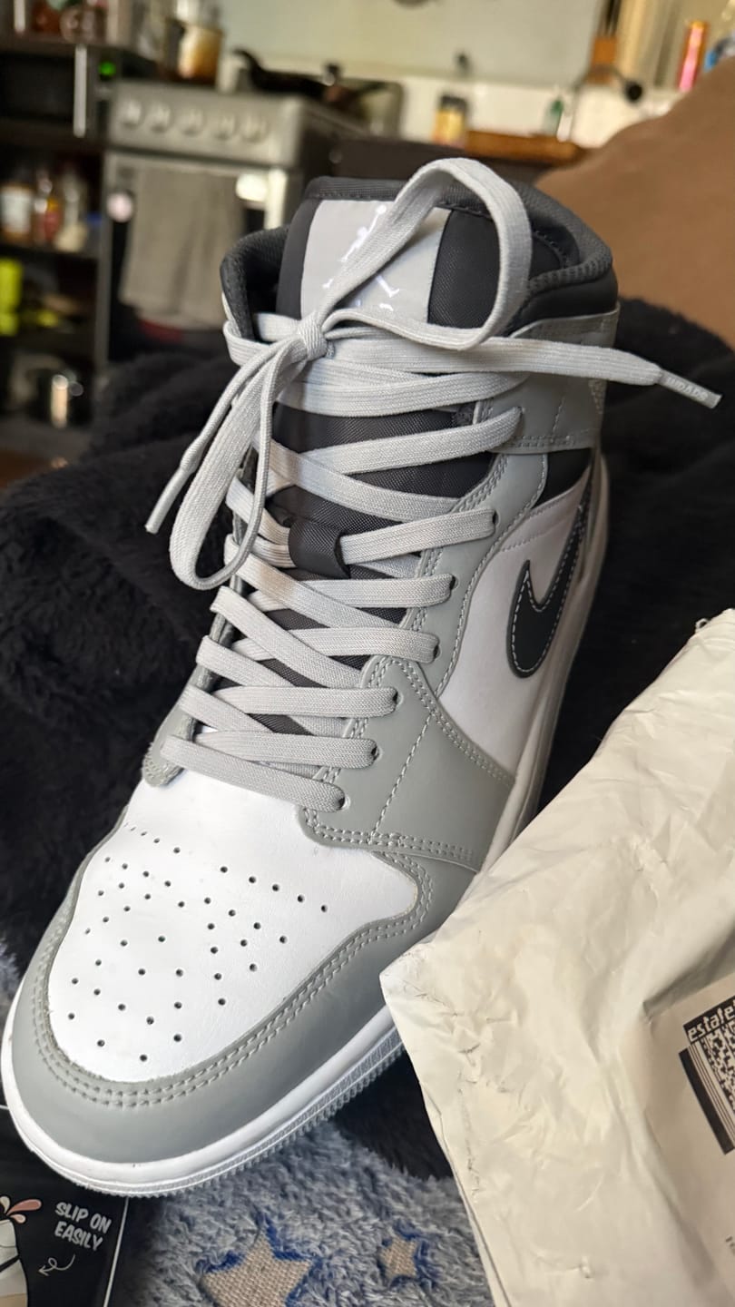 Customer photo review of WOLF GRAY