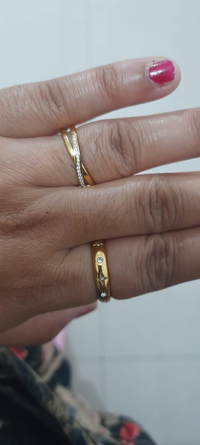 Customer photo review of Diamond Studded Ring