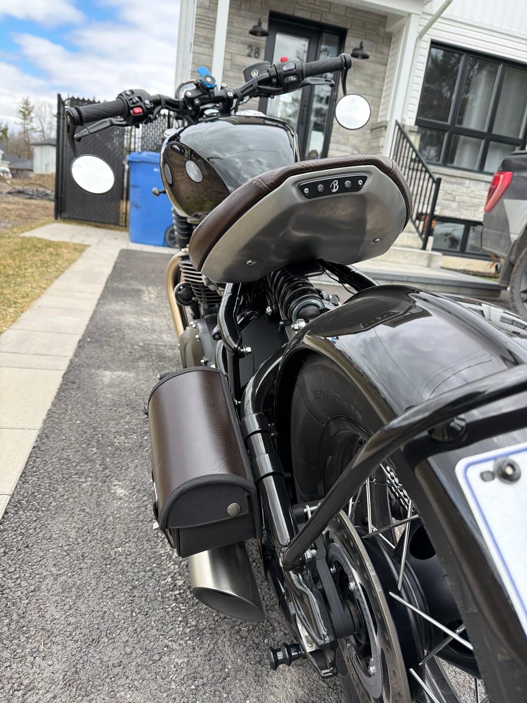Customer photo review of Triumph Bobber Machined Rear Seat Brake Kit - Kellermann Atto Integral LED's