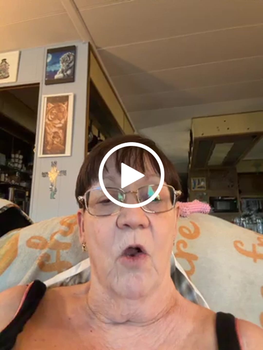 Customer video review of Light of the Ark: Book 1 of Light of the Ark (Kindle and ePub)