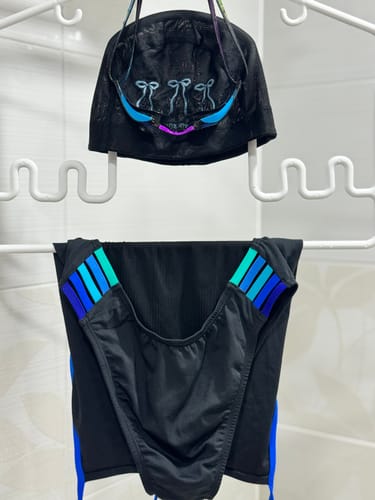 Customer photo review of LENNOX ONE PIECE - Carbon|Cancun