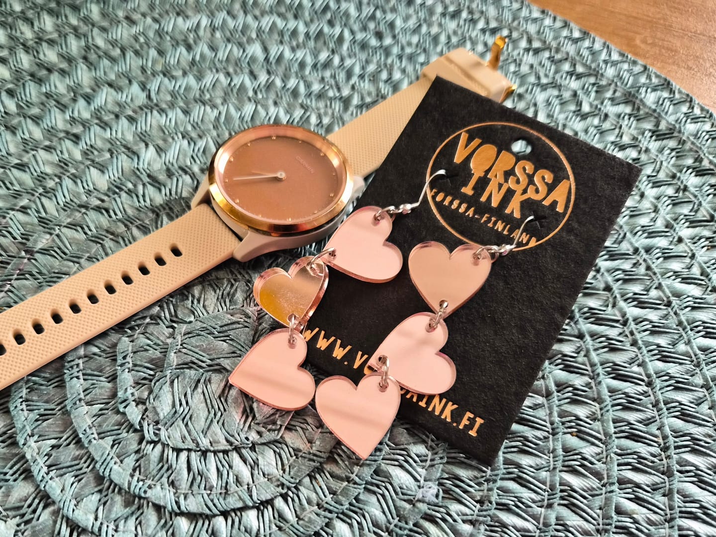 Customer photo review of Triple Love Yksivärinen