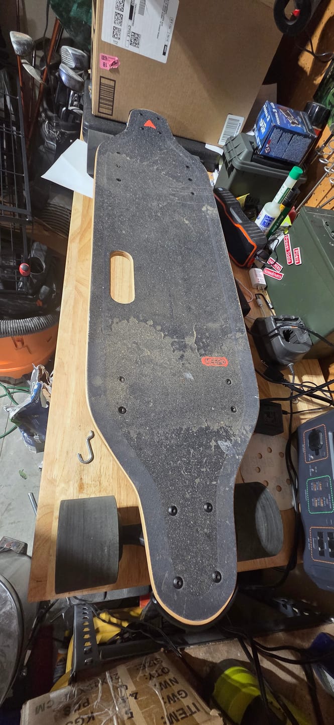 Customer photo review of Refurbished Skateboard(the US only)