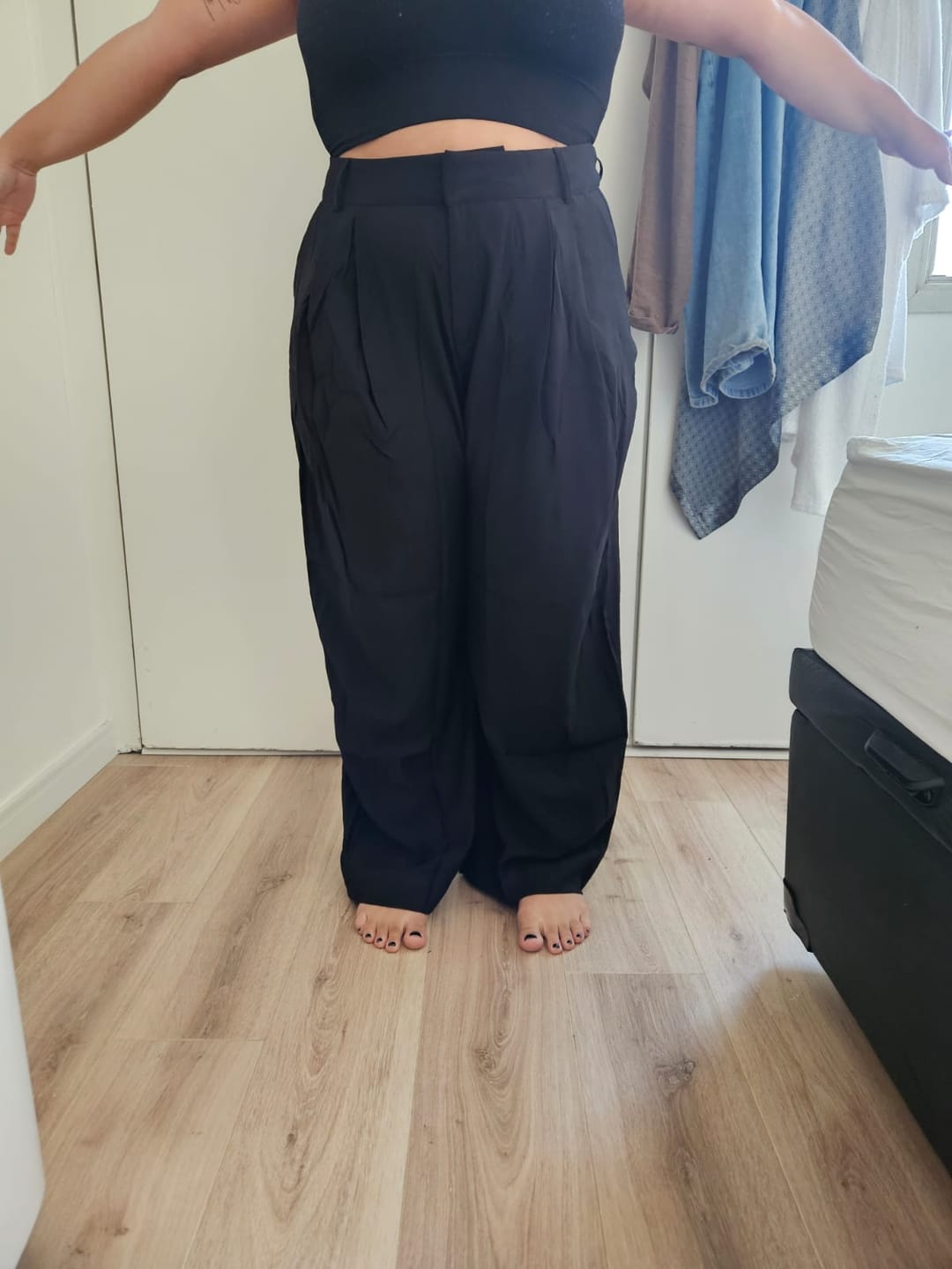 Customer photo review of Calça Pantalona Agave Preta