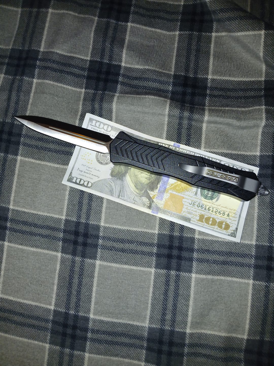 Customer photo review of VT Emperor D2 OTF Knife