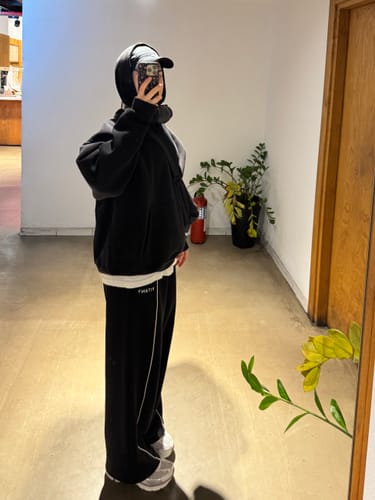 Customer photo review of Oversize Fit Eşofman Altı