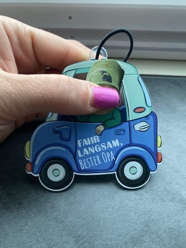 Customer photo review of Fahr langsam - Personalisierter Anhänger