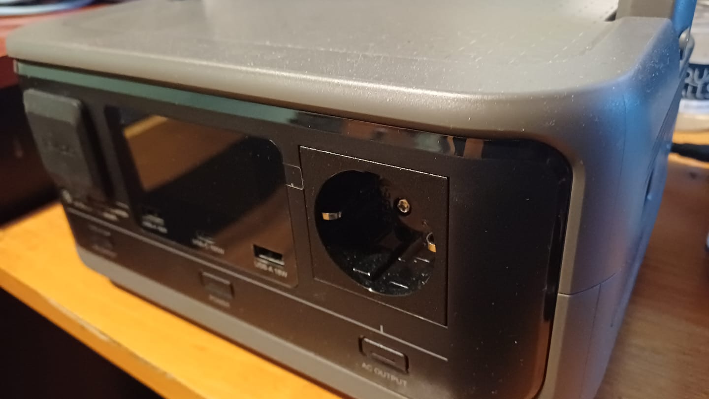 Customer photo review of ALLPOWERS VOLIX P300 Portable Power Station 300W 256Wh