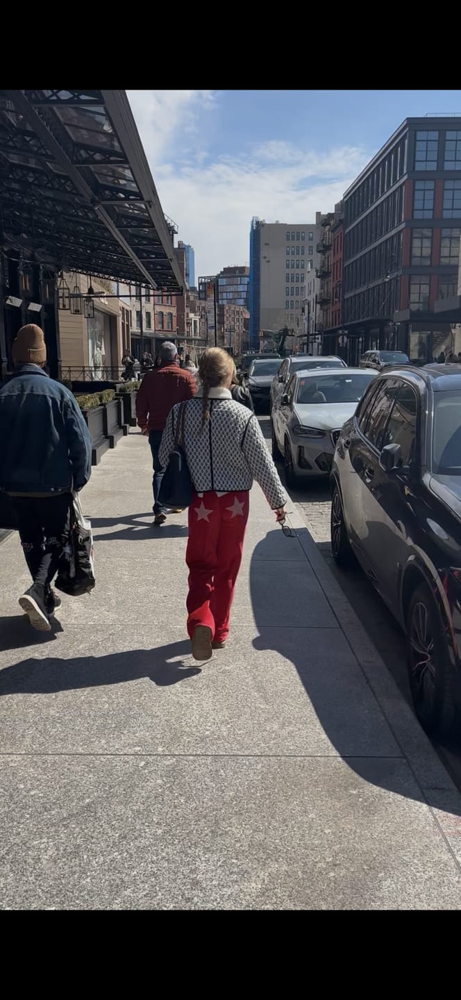 Customer photo review of Velour Star Jogger Poppy / Pale Pink