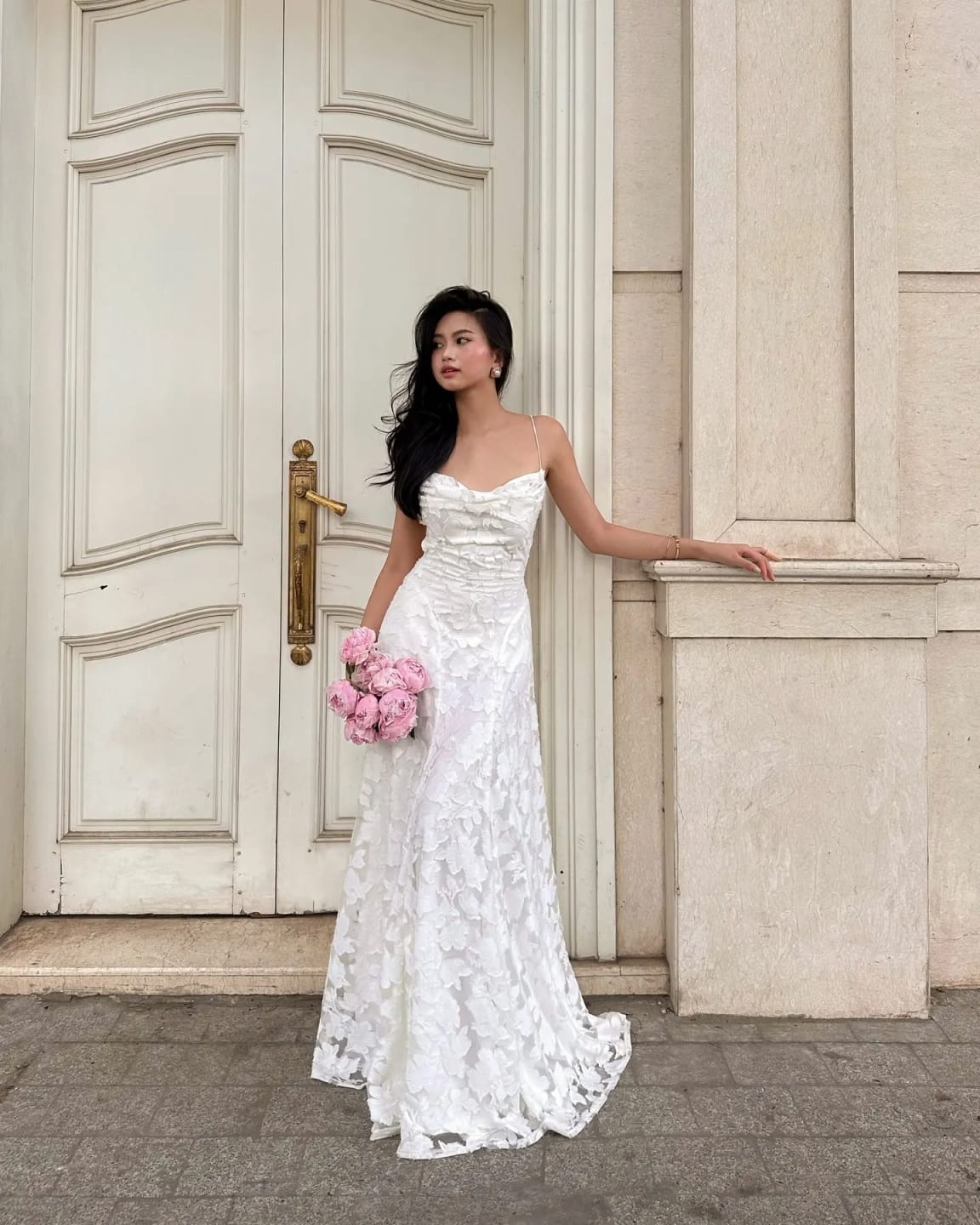 Customer photo review of Brielle Sleeveless Floral Maxi Dress