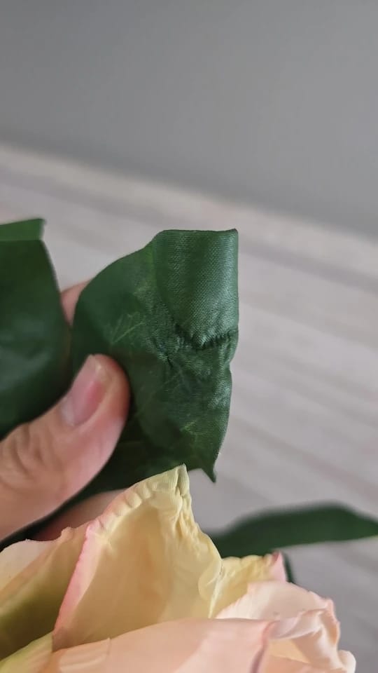 Customer photo review of Artificial Peony Simulation Flowers | Realistic Faux Peony Heads for Home Décor, Living Room Styling, Dining Table Arrangements & Celebrations