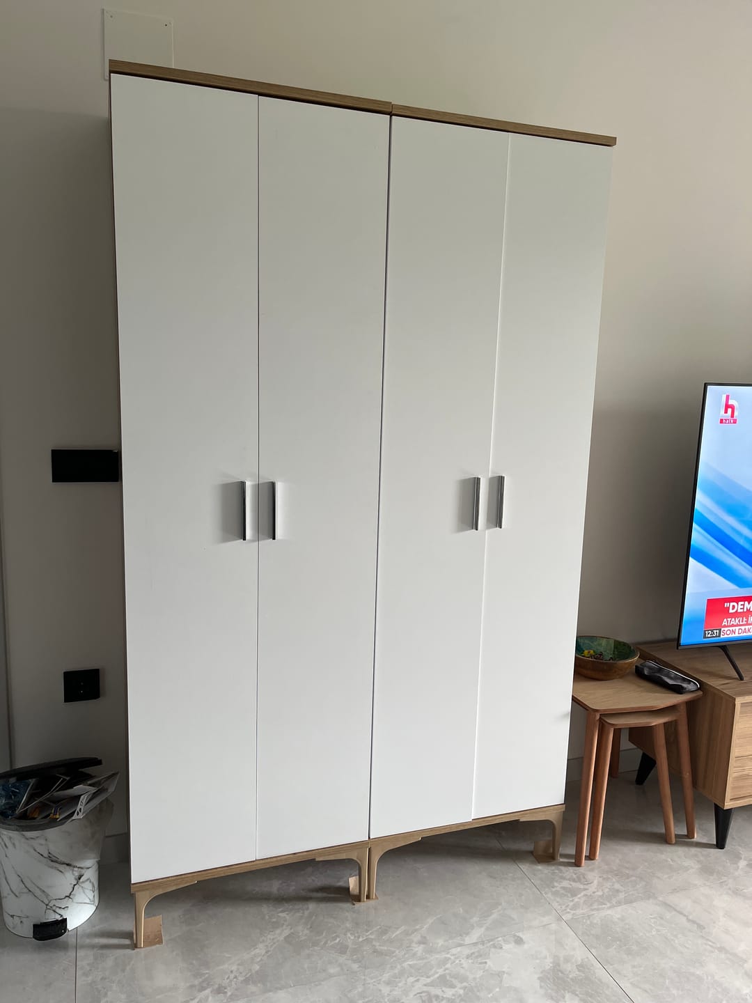 Customer photo review of Rani EA116 Ayakkabılık Portmanto 7 Raflı Çok Amaçlı Dolap Sepet Ceviz - Beyaz