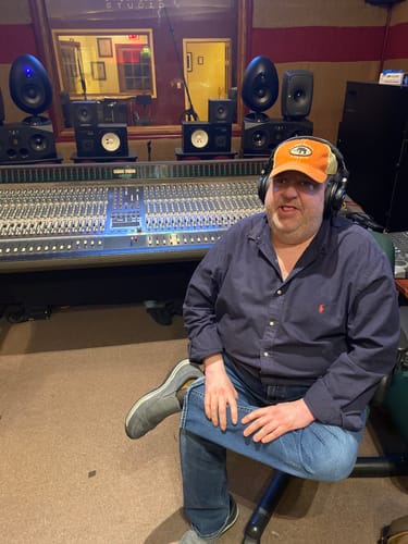 Customer photo review of CFG STUDIOSPHERE Monitoring Headphones - For Guitar/Bass/Keyboards/E-drums Silent Practice, Studio Tracking/Mixing/Mastering, & Everyday Listening