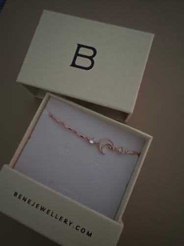 Customer photo review of Selena Moon Bracelet
