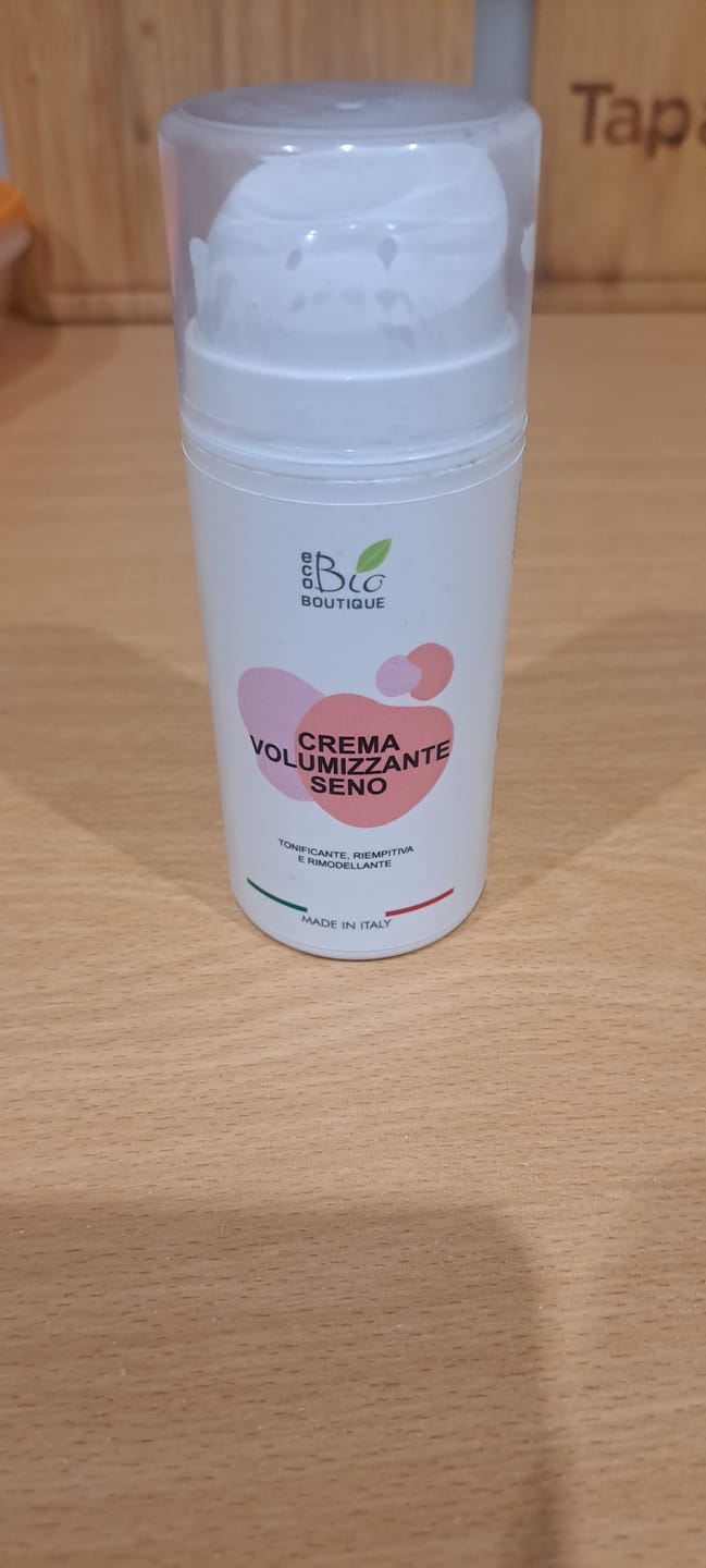 Customer photo review of Crema Voluminizadora de Pecho