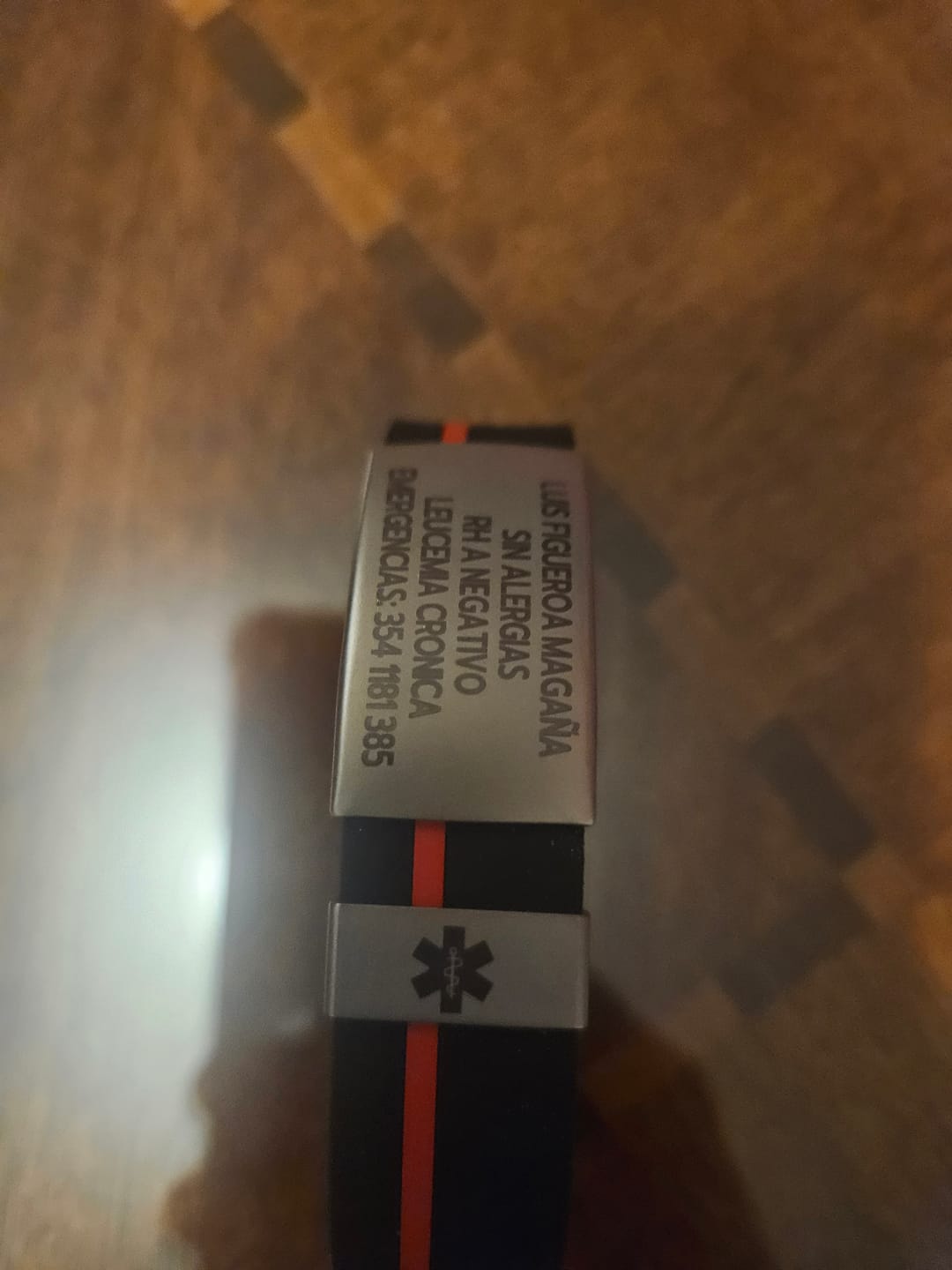 Customer photo review of AXO ID - Brazalete de Emergencia