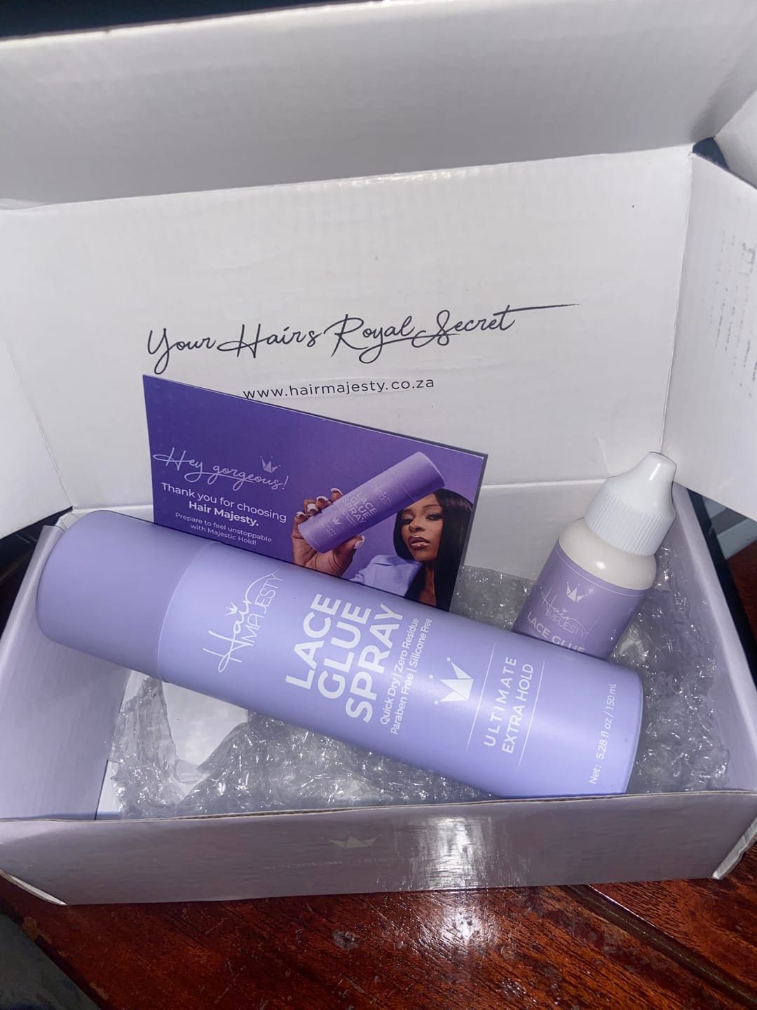 Customer photo review of Ultimate Extra Hold Lace Glue (Waterproof, Invisible Bond)