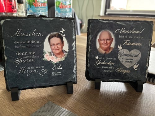 Customer photo review of In unseren Herzen - Personalisierte Schiefertafel