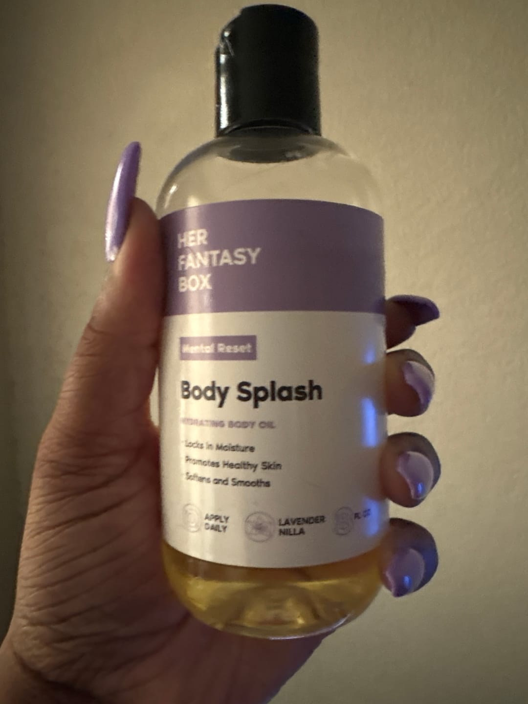 Customer photo review of Body Splash - Skin Smoothing Body Oil (Mental Reset – Lavender & Vanilla CALMING SPA SCENT)