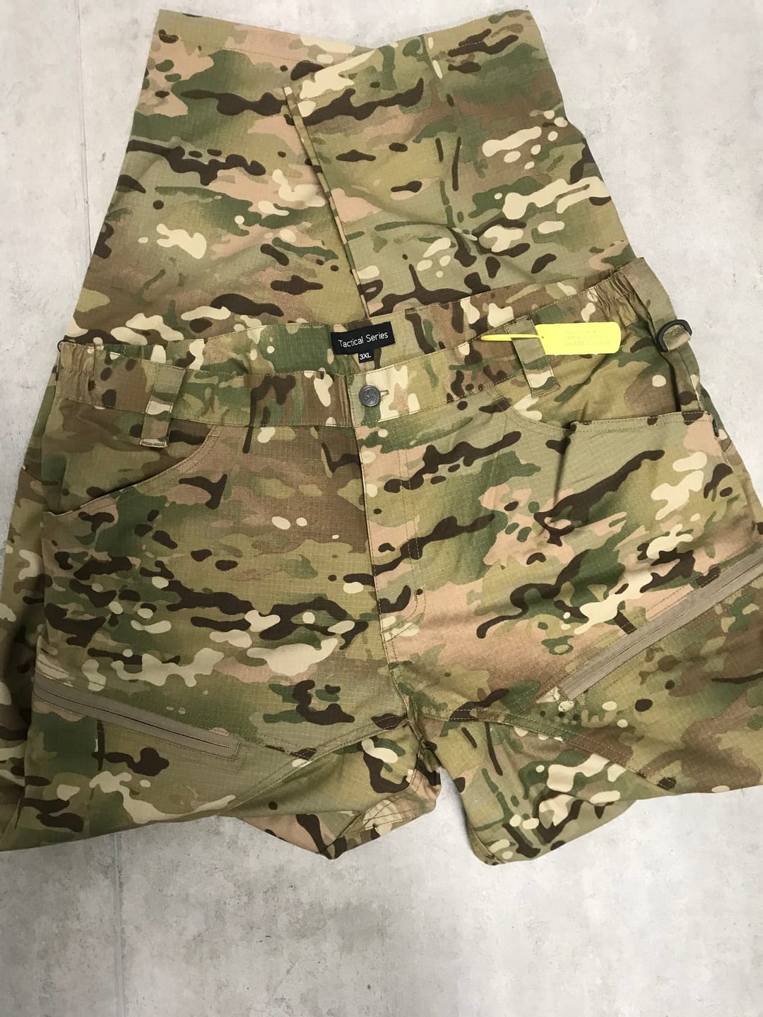 Customer photo review of Men's Outdoor Waterproof Multicam Pants Urban Pro Stretch Tactical Pants