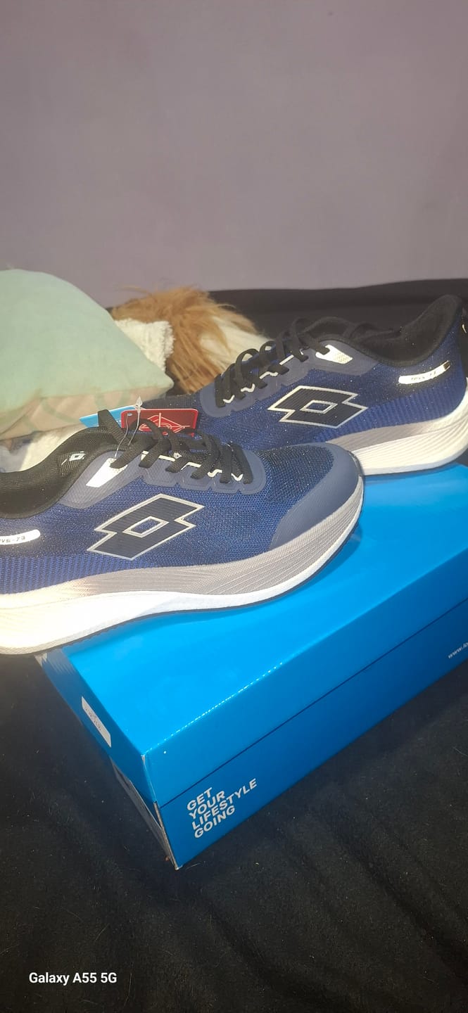 Customer photo review of Tenis Trax Men