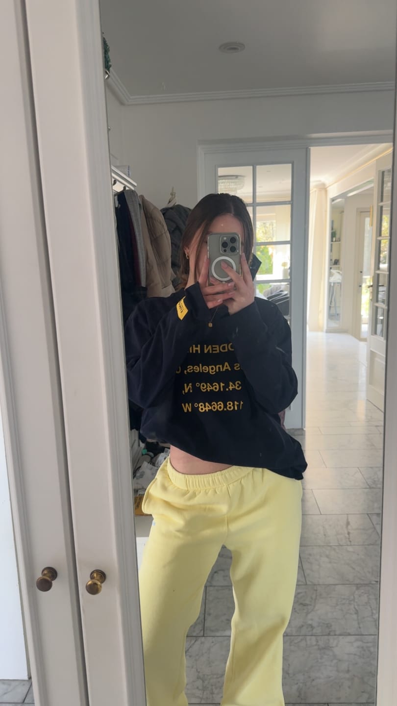 Customer photo review of VINTAGE LOGO LONGSLEEVE T-SHIRT AMBER/NAVY