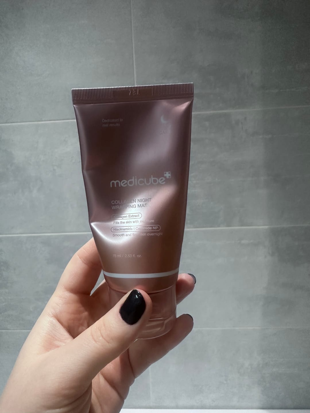 Customer photo review of Nostiprinoša nakts maska sejai Medicube Collagen Night Wrapping Mask