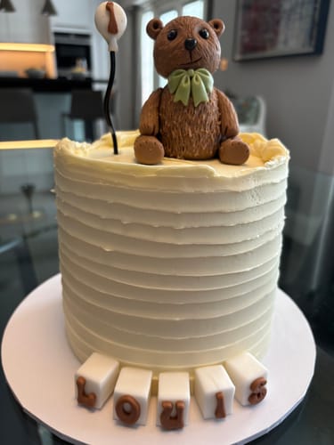 Customer photo review of Custom Cakes