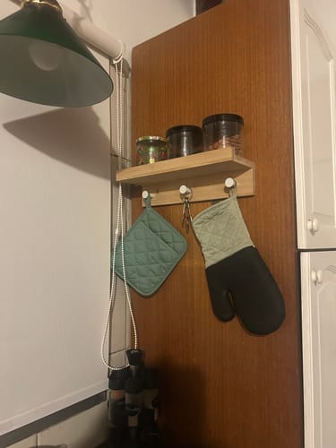Customer photo review of Perchero De Pared Estante Organizador 3 Ganchos Bambú Homilu