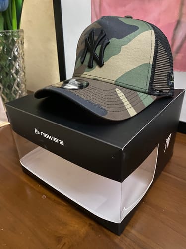 Customer photo review of 9FORTY A-Frame Trucker New York Yankees Camo Snapback