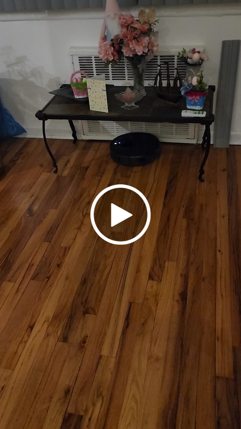 Customer video review of Robot Vacuum V8 Pro – Fully Automatic Cleaning with Mopping Function, Intelligent Navigation & App Control
