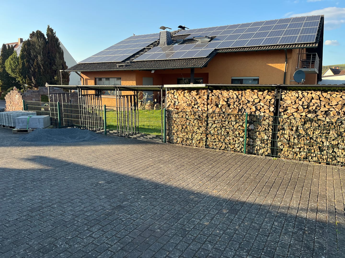 Customer photo review of Gartenzeit® Premium Kaminholzregal für den Außenbereich – XXL, extra stabil & wetterfest