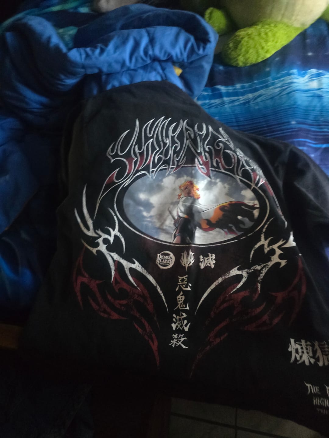 Customer photo review of 4297 - Demon Slayer: Kimetsu no Yaiba - Anime Tees