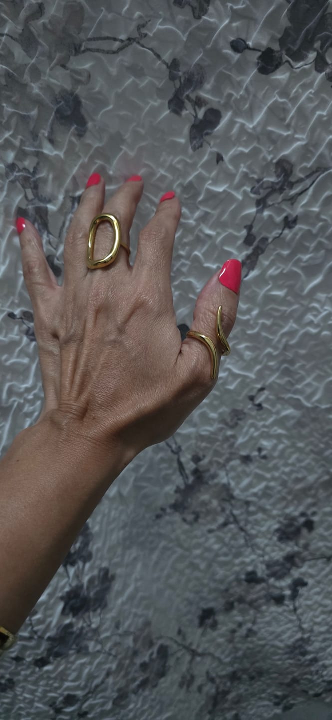 Customer photo review of Noosa Swirl Ring