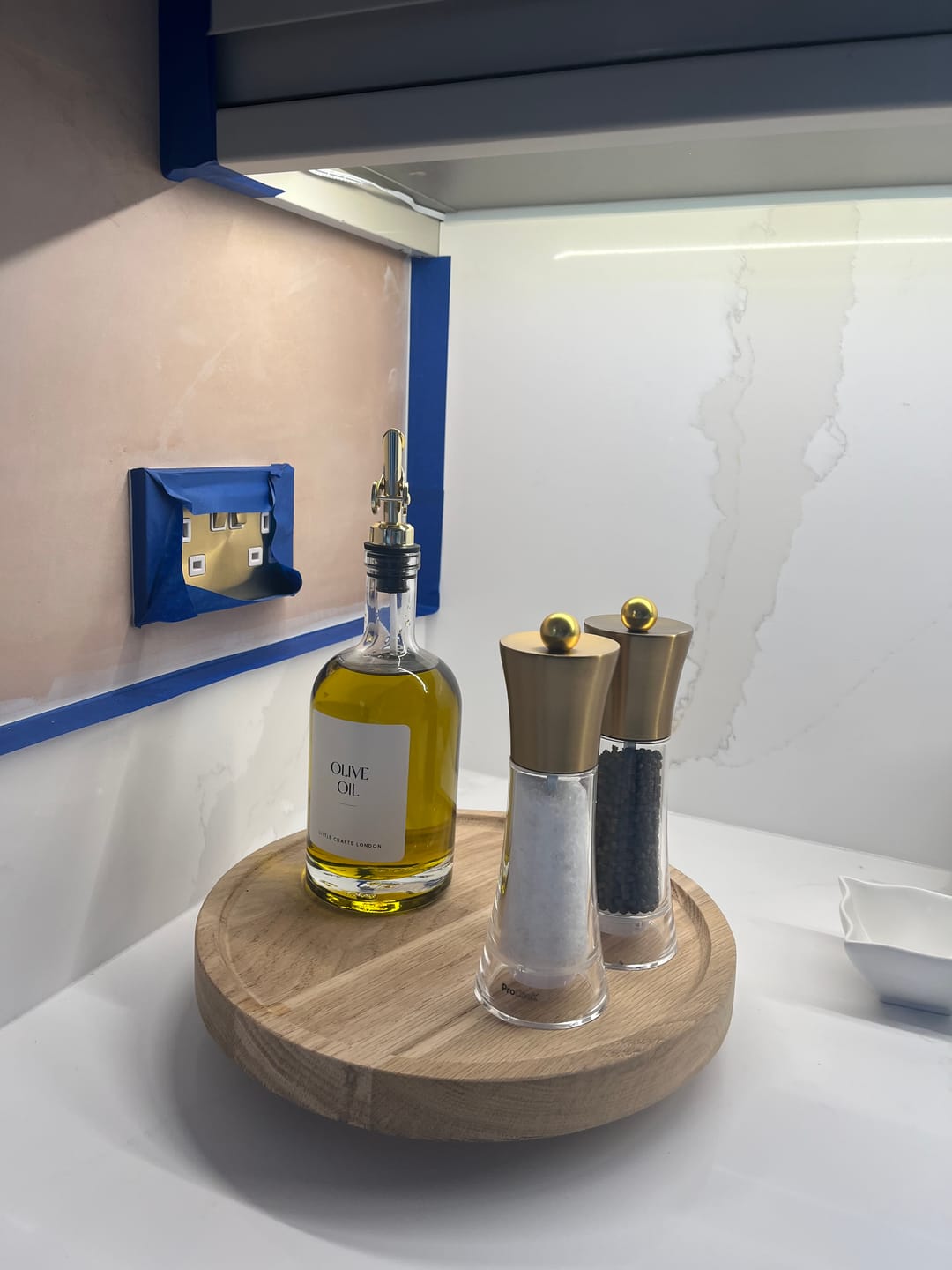 Customer photo review of Round Glass Oil Bottle 500 ML
