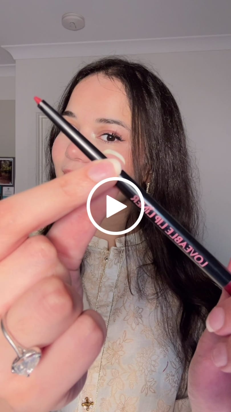 Customer video review of Berry Defined Lip Liner