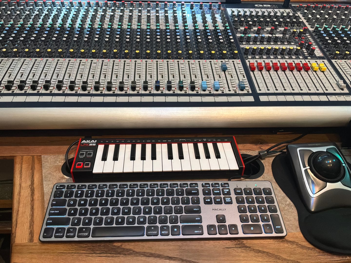 Customer photo review of Wired Backlit USB Keyboard for Mac - Space Gray Full Size