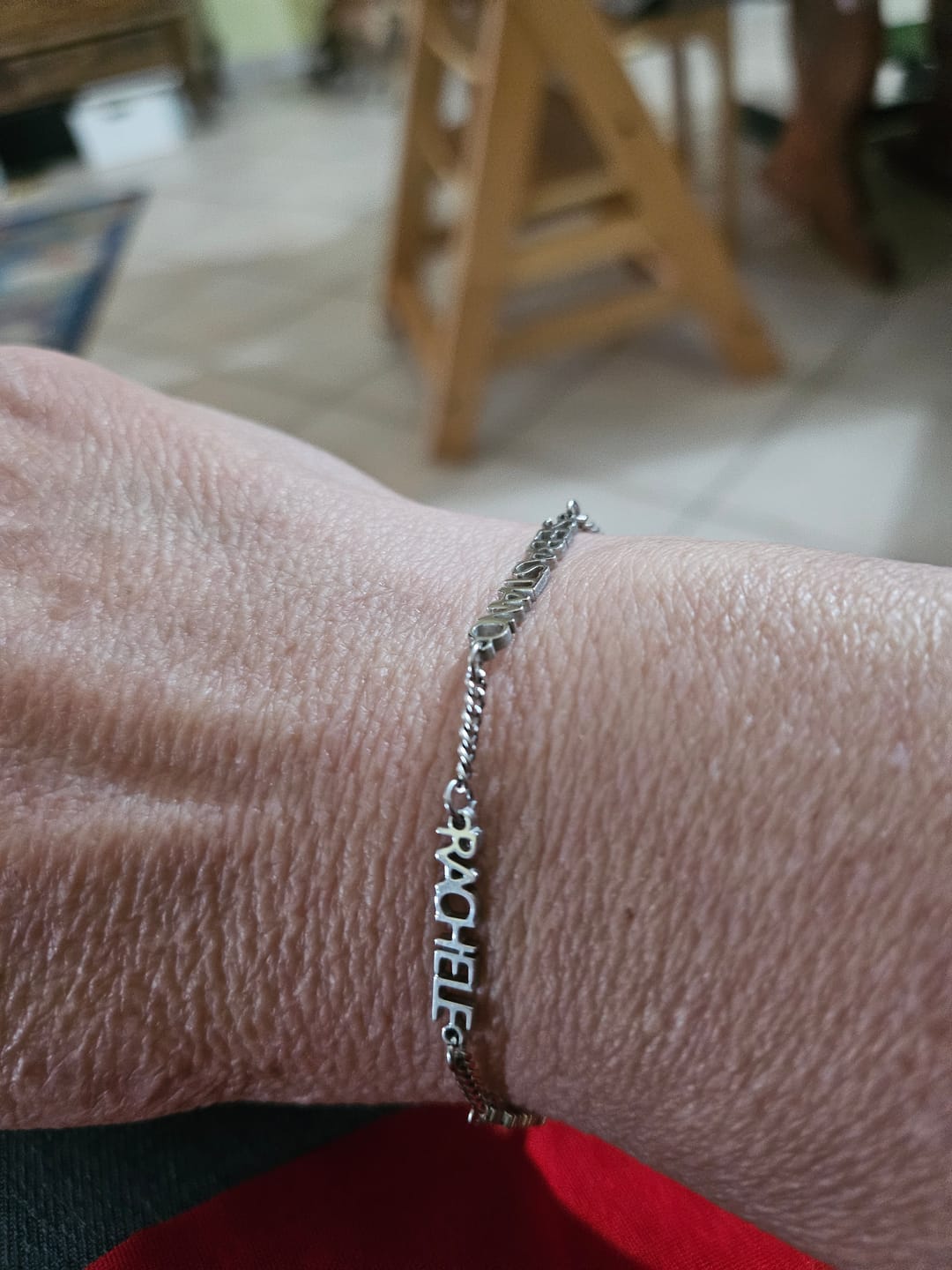 Customer photo review of Bracciale personalizzato con nome