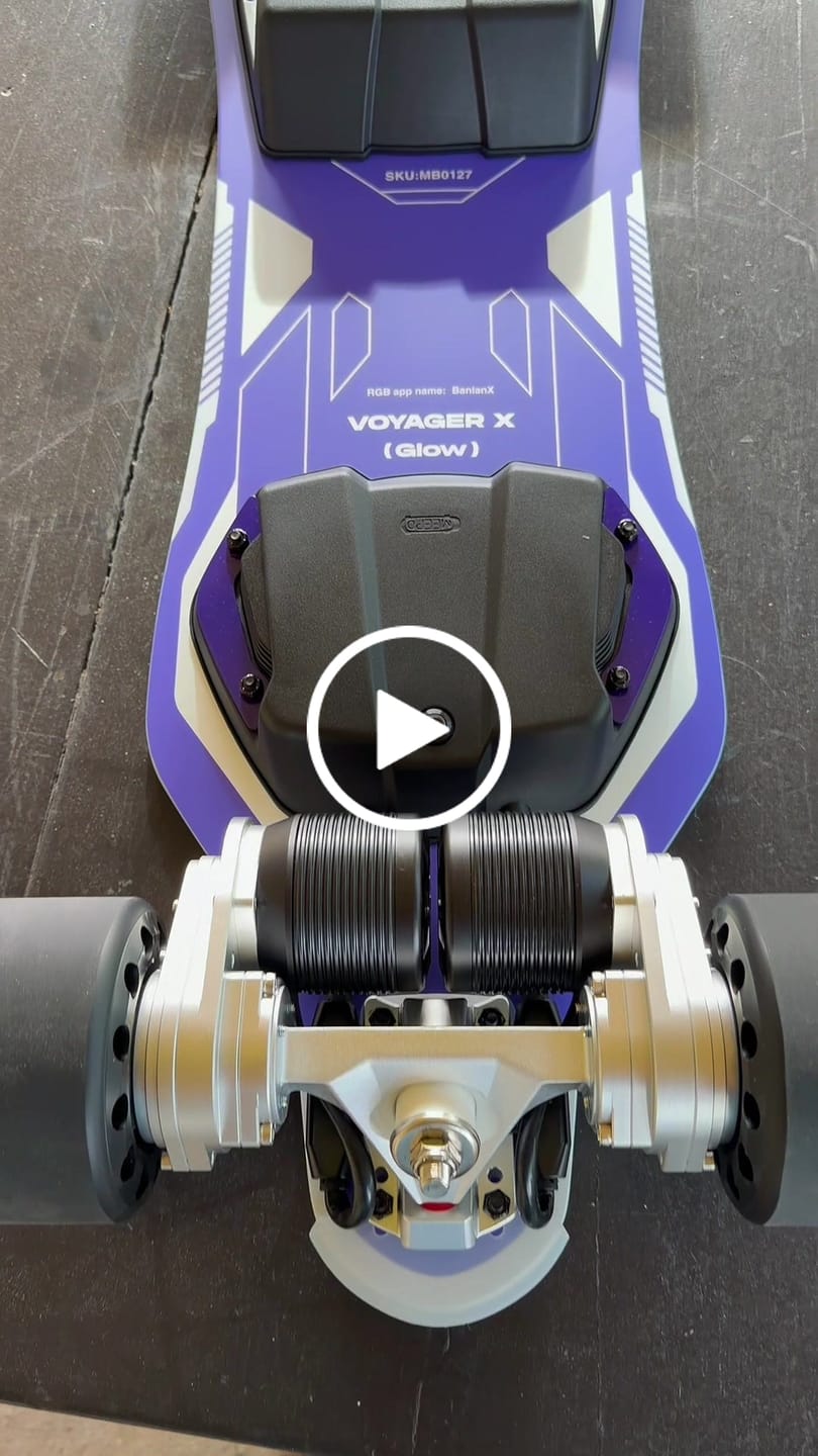 Customer video review of MEEPO Voyager X Glow (RGB)