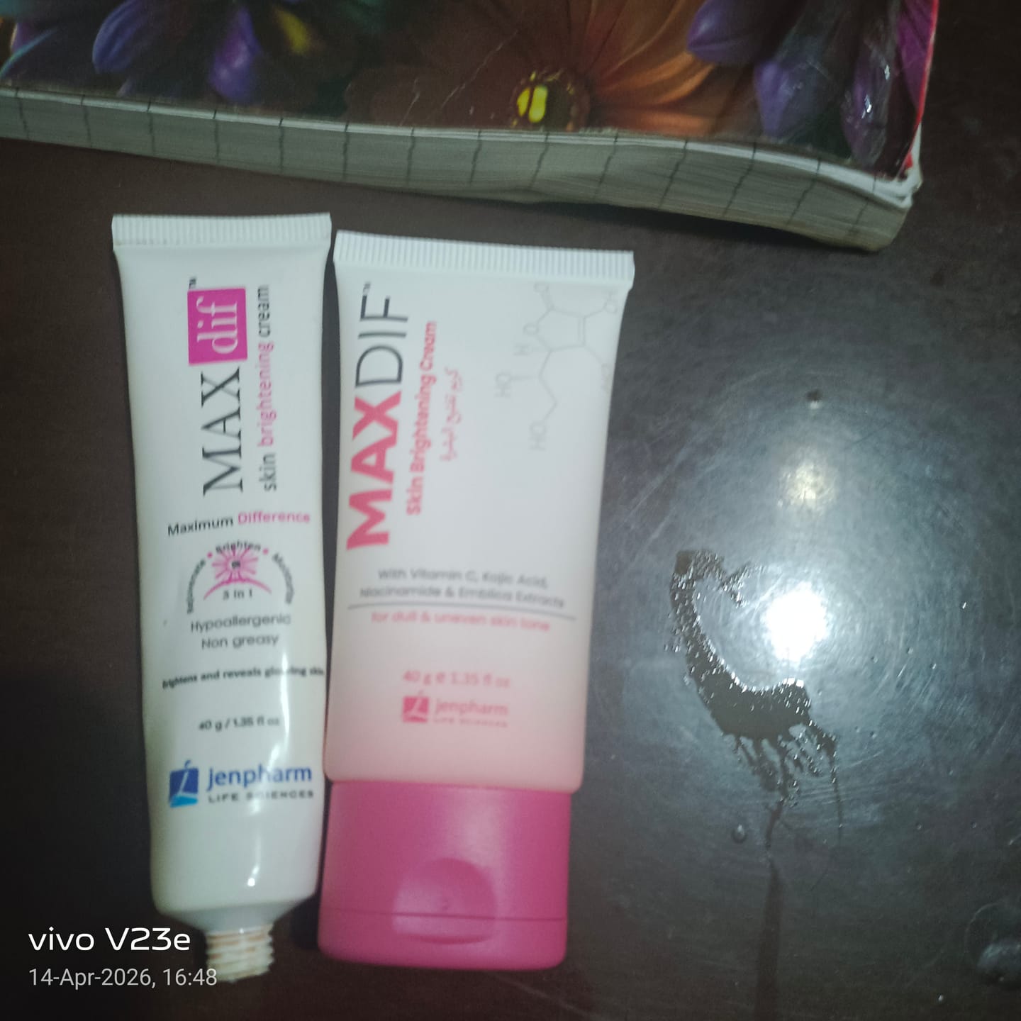 Customer photo review of Maxdif Brightening Cream