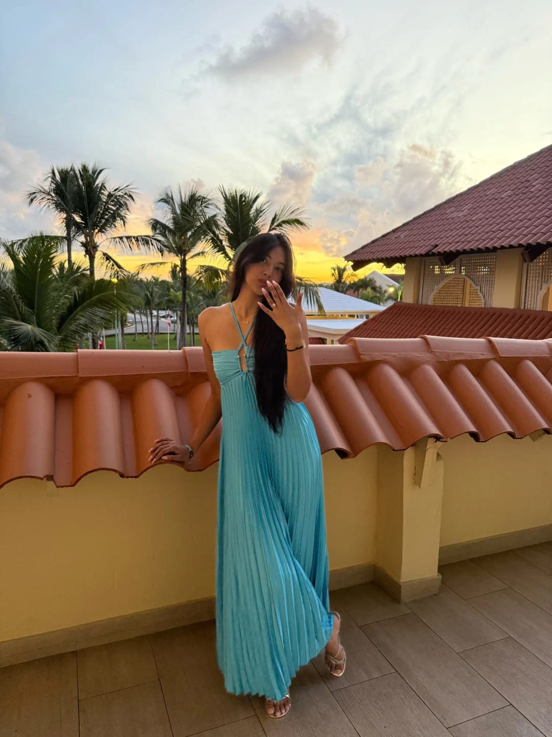Customer photo review of Lindsay Cutout Pleated Maxi Dress
