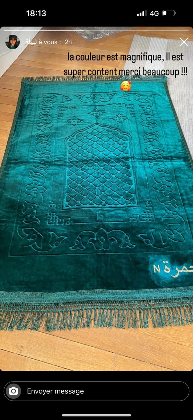 Customer photo review of Tapis vert personnalisé