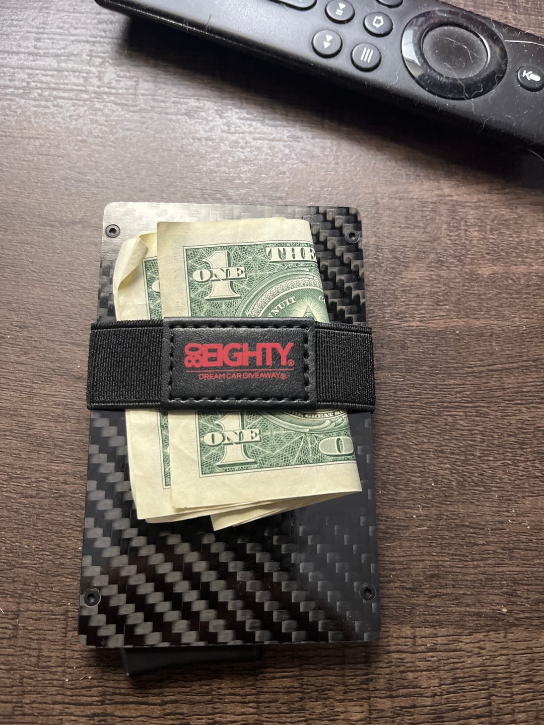 Customer photo review of 80Eighty® Minimalist Carbon Fiber Wallet