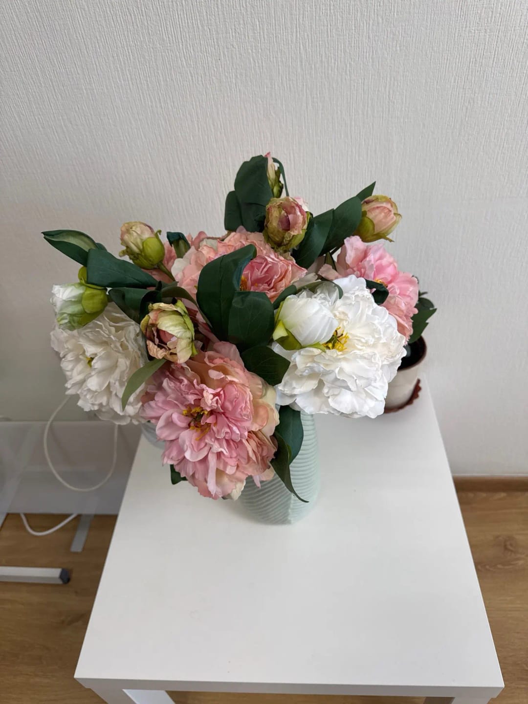 Customer photo review of Artificial Peony Simulation Flowers | Realistic Faux Peony Heads for Home Décor, Living Room Styling, Dining Table Arrangements & Celebrations