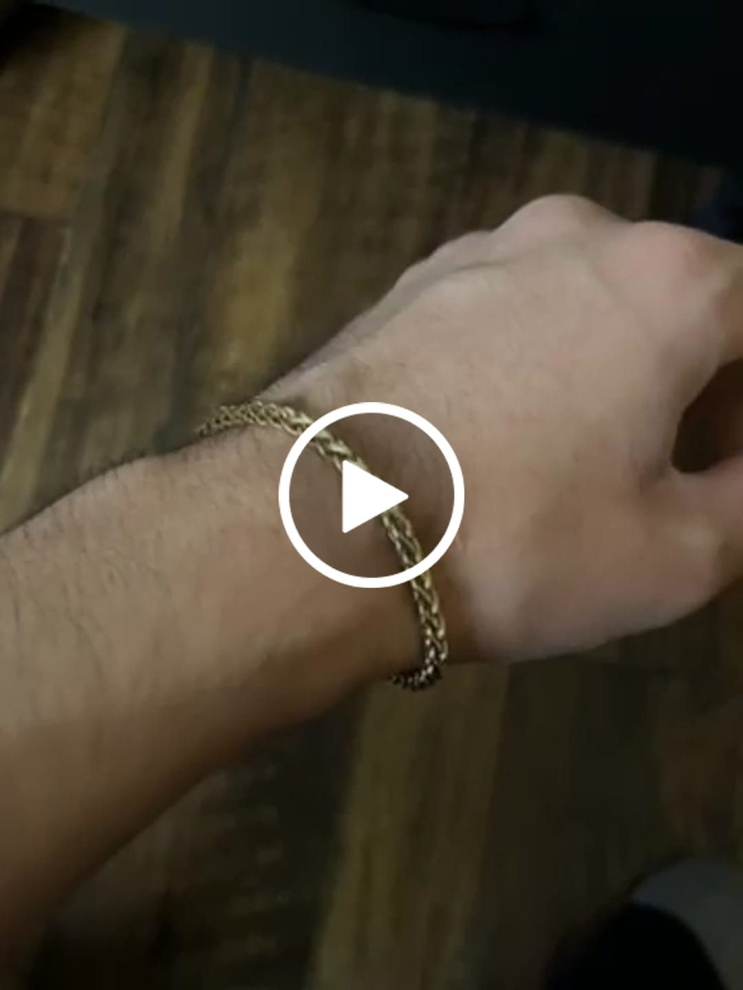 Customer video review of 4mm Wheat Chain Bracelet
